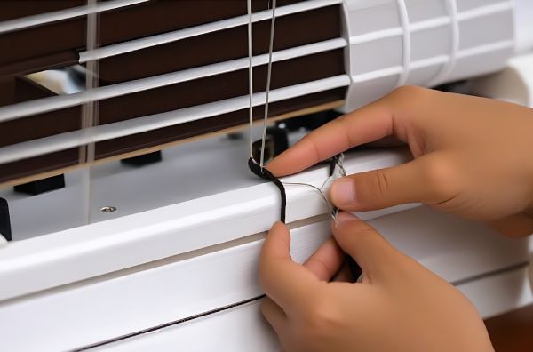 How to fix cordless blinds with a broken string