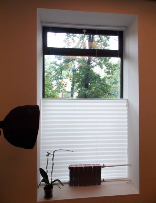  How to fix cordless blinds that won't go up?